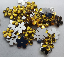 Gele Bloemen Pailletten 10mm
