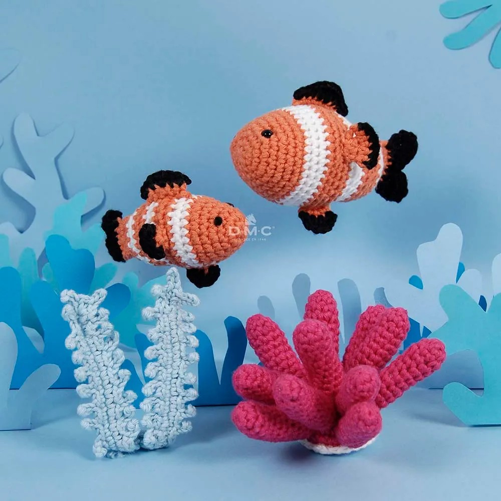 DMC Amigurumi kit Clownvis