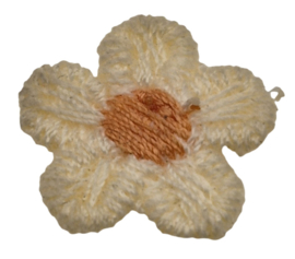 Bloemetjes Witte 15mm (5 stuks)