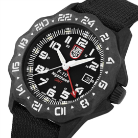 Luminox F-117 Nighthawk Carbonox Horloge XA.6441 44mm