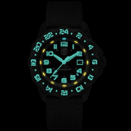 Luminox F-117 Nighthawk Carbonox Horloge XA.6441 44mm