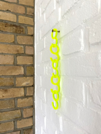 set haakjes transparant neon geel