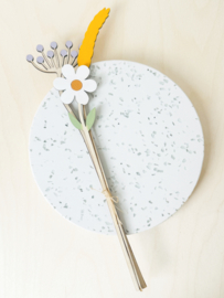 Houten boeketje margriet
