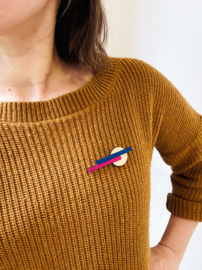 Puck broche blue- fuchsia