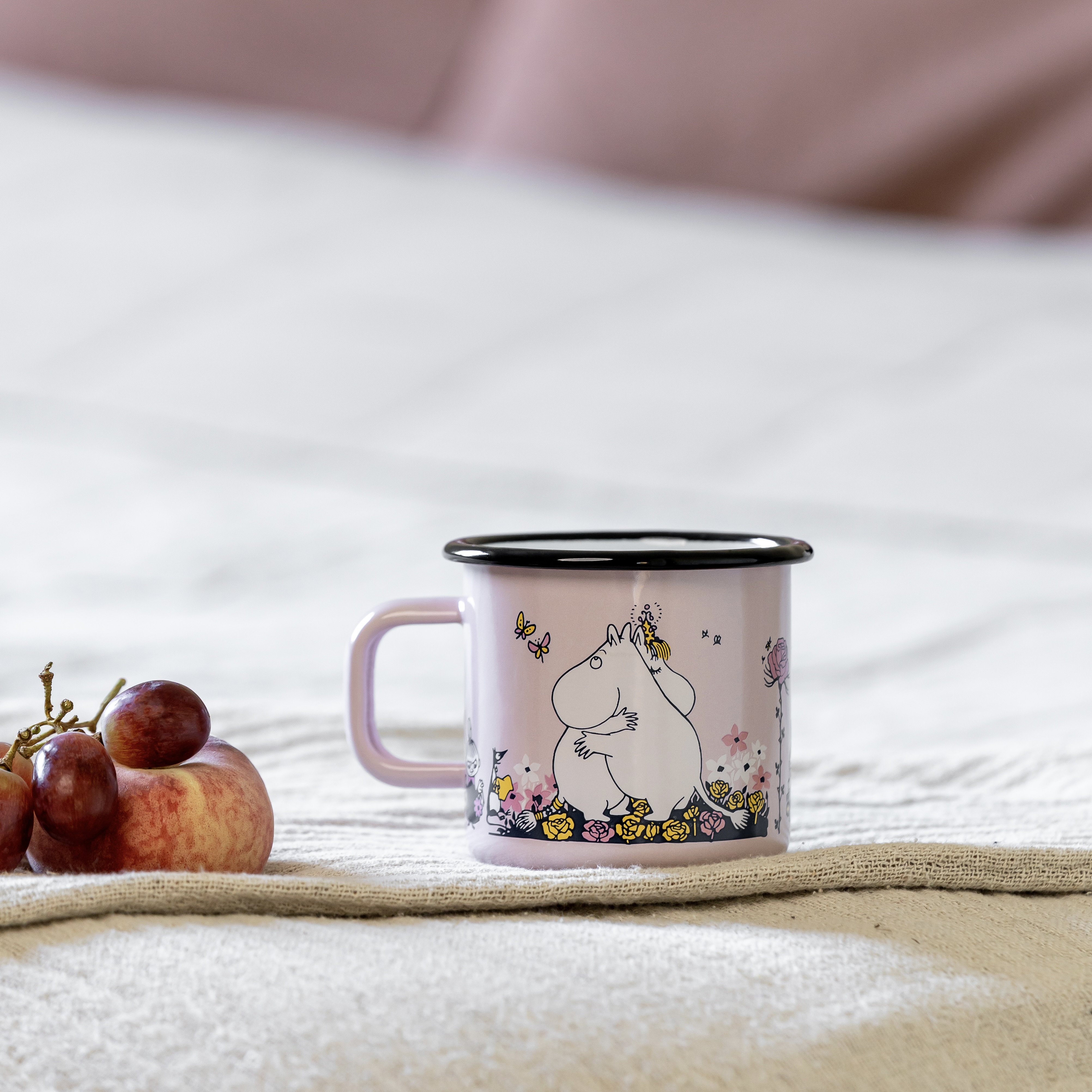 Muurla Moomin emaille mok Hug Pink 3,7dl
