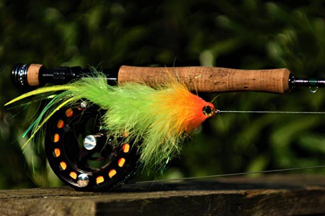 FLY TYING TROUT FLIES - PRO STAFF ON THE BENCH: SUPER HEAVY SQUIRMY JIG FLY  WITH RICK PASSEK 