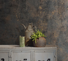 Behang met metallic betonstuc look 34270