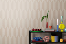 COSMOLiving Modern Ruitbehang – Beige met Metallic Glans