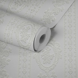 Wit ornamenten behang 1861-57