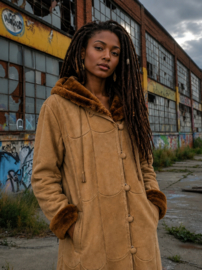 Vintage Lammy Coat – Camel Size:M