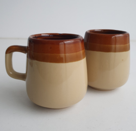VINTAGE BEKERS