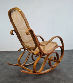 VINTAGE SCHOMMELSTOEL , THONET STYLE