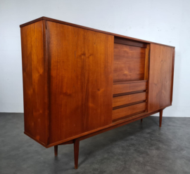VINTAGE HIGHBOARD