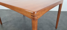 TEAK EETTAFEL, H.W. KLEIN BRAMIN