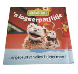 LP SESAMSTRAAT, 'N LOGEERPARTIJTJE