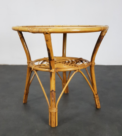 VINTAGE ROTAN TAFELTJE