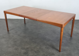 TEAK EETTAFEL, H.W. KLEIN BRAMIN