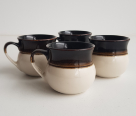 VINTAGE BEKERS