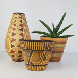 VINTAGE WEST GERMANY BLOEMPOT 500/20