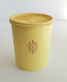 VINTAGE PASTEL TUPPERWARE BAK