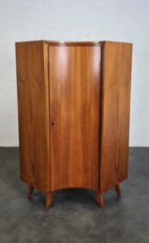 VINTAGE HOEKKAST , LINNENKAST