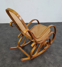 VINTAGE SCHOMMELSTOEL , THONET STYLE