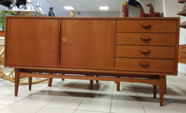 VINTAGE TEAK SIDEBOARD
