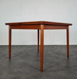 NIELS O MOLLER TAFEL