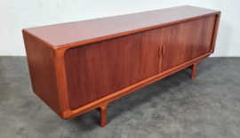 VINTAGE TEAK SIDEBOARD DYRLUND