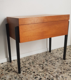 VINTAGE FOURNITUREN KASTJE
