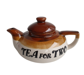 VINTAGE THEEPOT, TEA FOR TWO