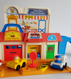 VINTAGE FISHER PRICE MAINSTREET