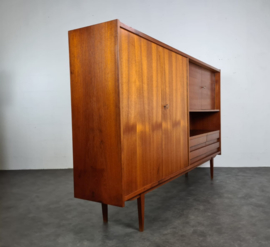 VINTAGE HIGHBOARD