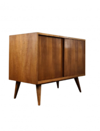 VINTAGE SIDEBOARD, AMT