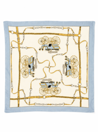 Pañuelo Vintage Carré – Elegancia Ecuestre Atemporal