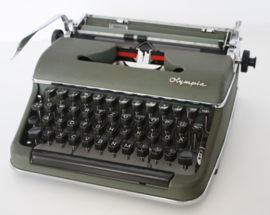 VINTAGE TYPEMACHINE OLYMPIA