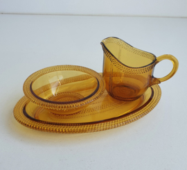 VINTAGE ROOMSTEL