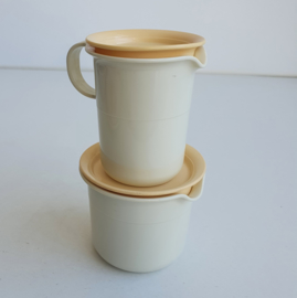VINTAGE TUPPERWARE ROOMSTEL