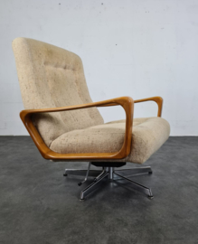 VINTAGE DESIGN FAUTEUIL