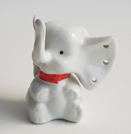 VINTAGE OORBELLEN OLIFANT