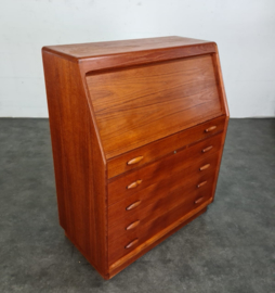 DYRLUND SECRETAIRE , KAPTAFEL