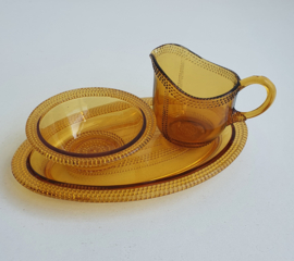 VINTAGE ROOMSTEL
