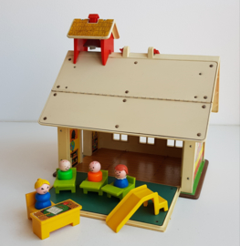 VINTAGE FISHER PRICE SCHOOL