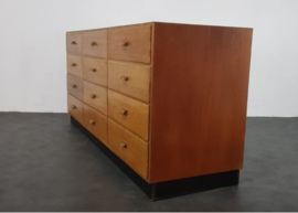 OUDE VINTAGE TOONBANK