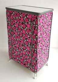 VINTAGE CAMPING KASTJE