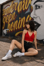 Top Crop Roja de Crochet con Detalle de Lazo - SIZE: S / CUP B