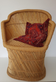 VINTAGE BOHEMIAN RIETEN STOEL