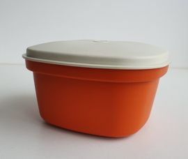 VINTAGE TUPPERWARE BAK