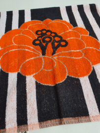 VINTAGE HANDDOEK