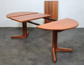 VINTAGE TEAK EETTAFEL